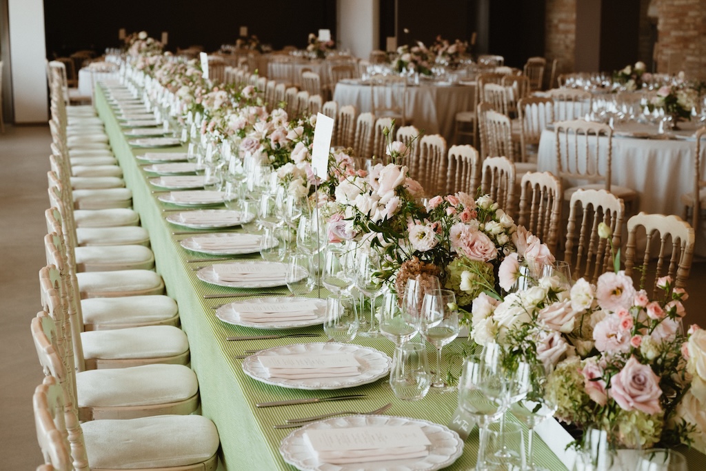 Elegant setting for a wedding lunch - ACCAELLE Events | Organizzazione eventi e Wedding planner