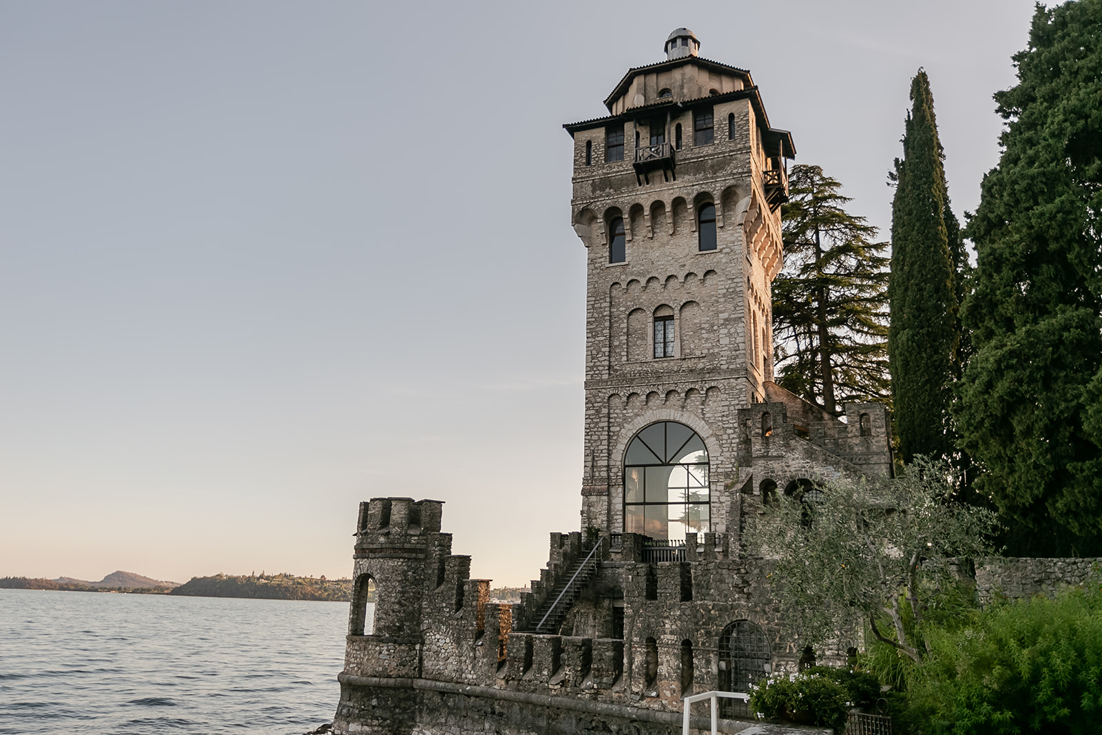 Location esclusiva a picco sul Lago di Como - ACCAELLE Events | Organizzazione eventi e Wedding planner
